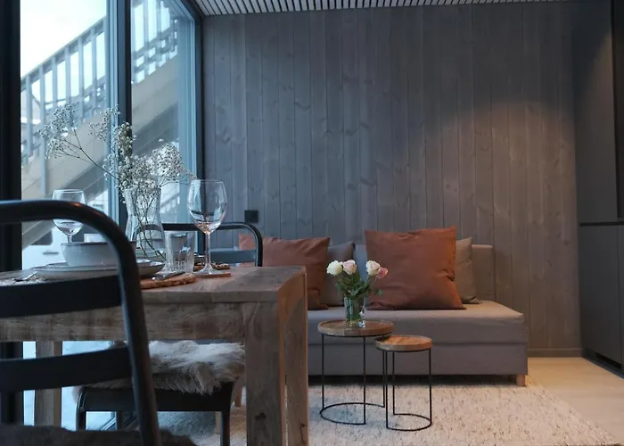 Modern In Henningsvær